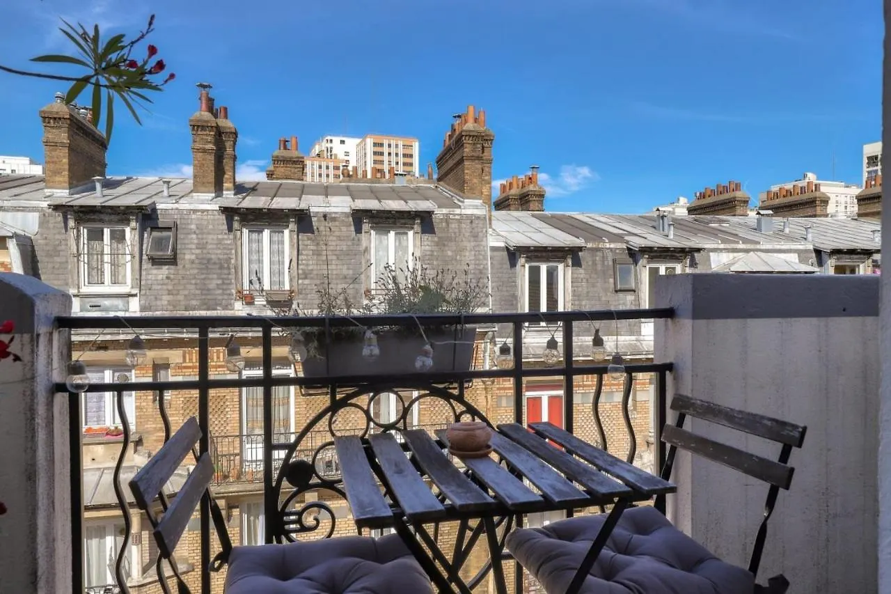Precioso piso en el distrito 19 de París Apartamento